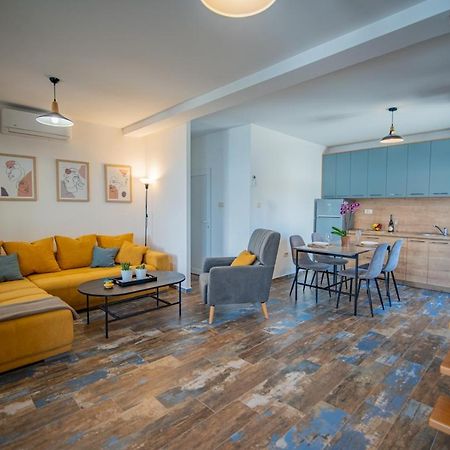 Family House Bjelila Villa ติวัต ภายนอก รูปภาพ