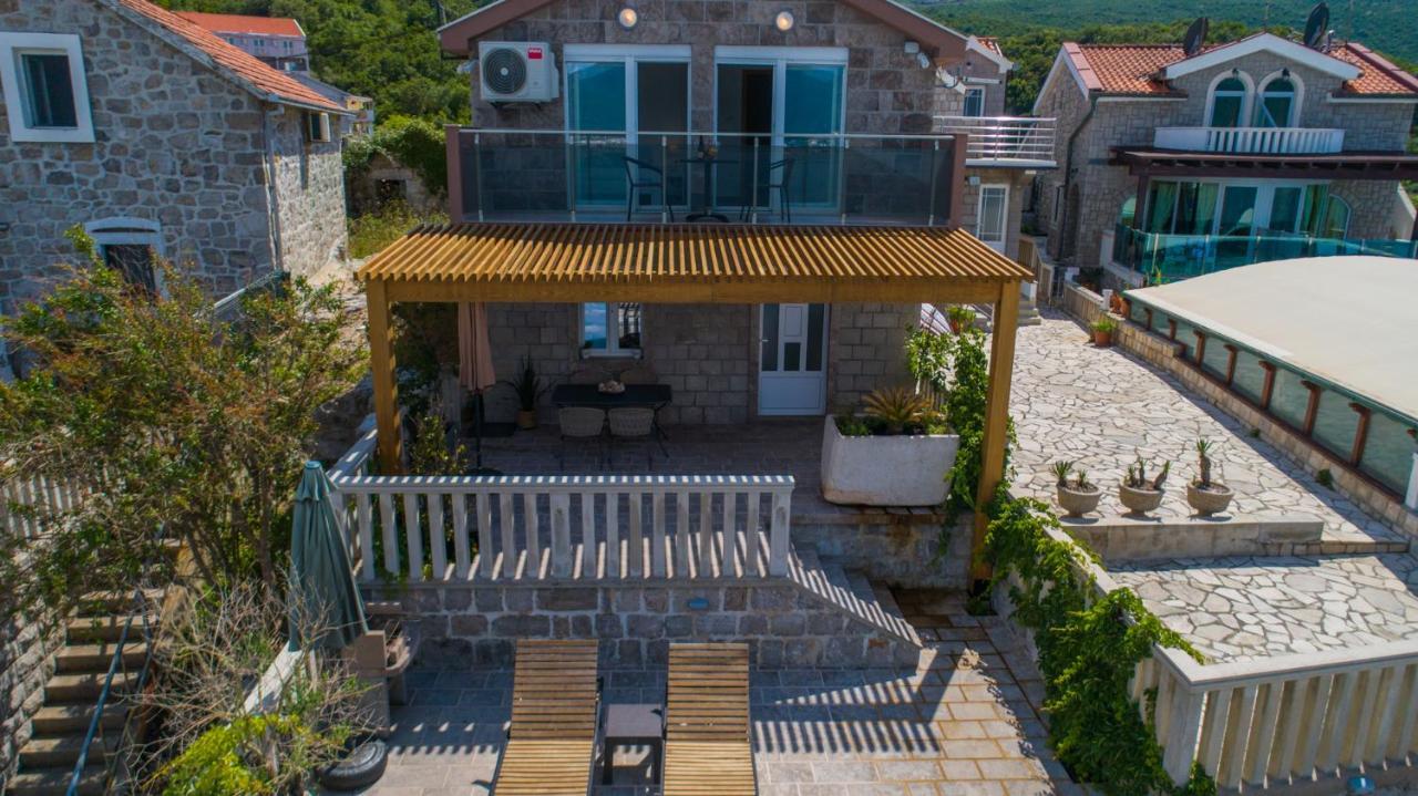 Family House Bjelila Villa ติวัต ภายนอก รูปภาพ