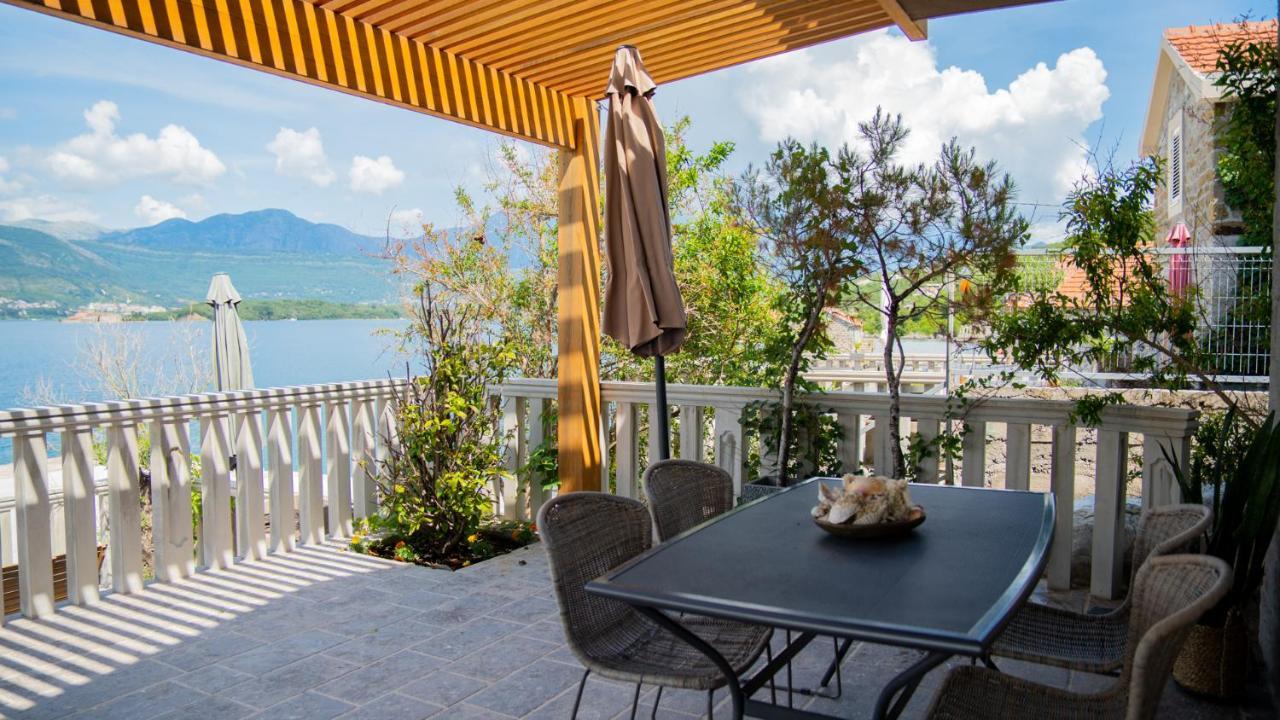 Family House Bjelila Villa ติวัต ภายนอก รูปภาพ