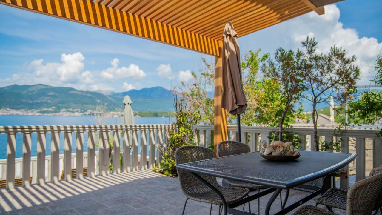 Family House Bjelila Villa ติวัต ภายนอก รูปภาพ